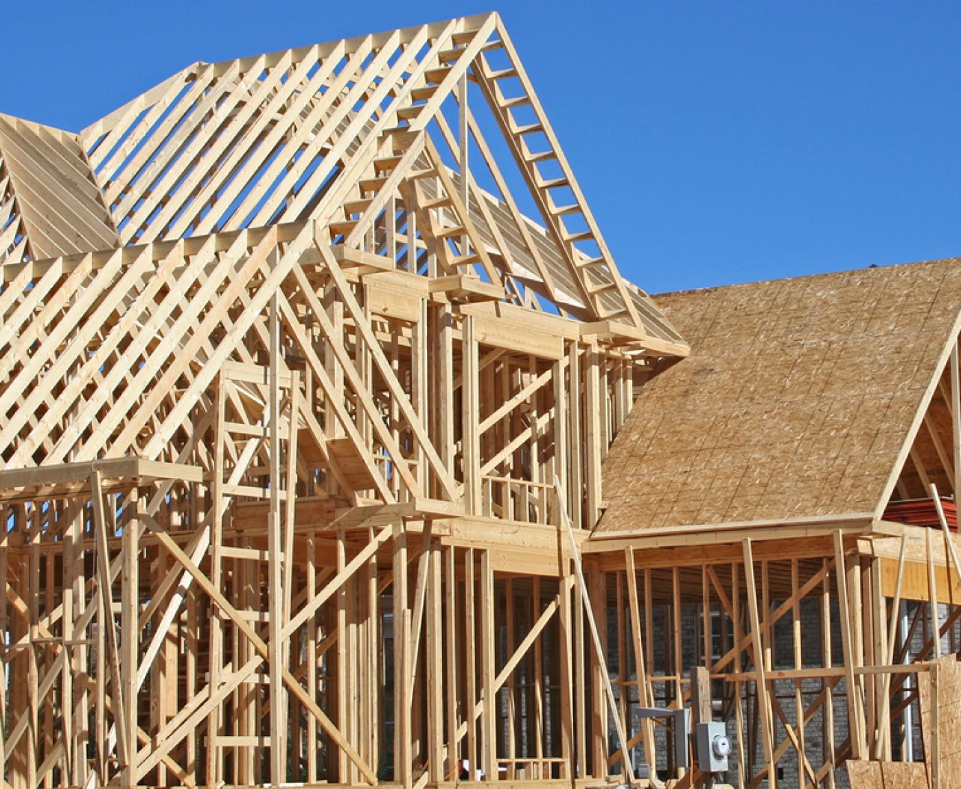 house construction in the framing stage of building